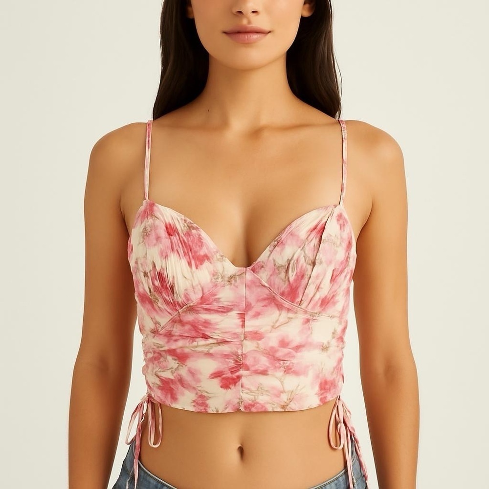 Fanco Floral Tank Top Size Small cutout back girly dainty